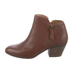 Frye boots like new